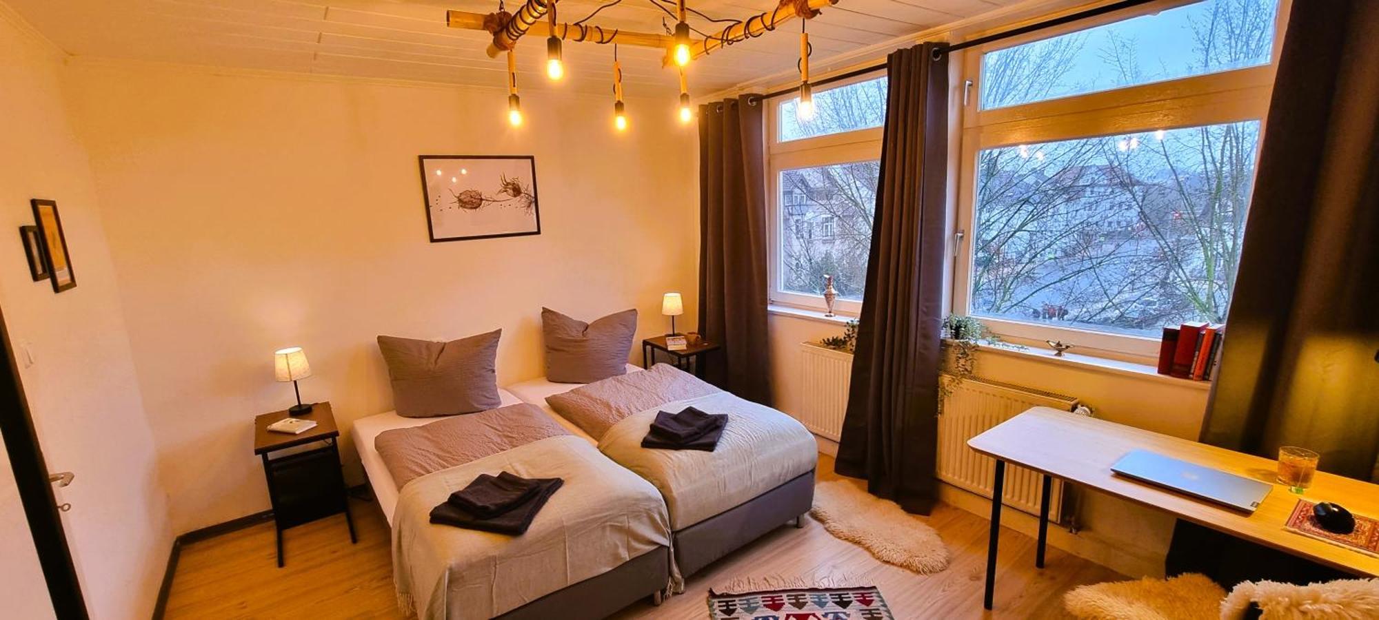 Nigella Apartment Direkt Am Hauptbahnhof Celle Fur 6 Personen Mit Kostenfreiem Parkplatz Voll Ausgestatteter Kuche Elite Standard Eksteriør bilde