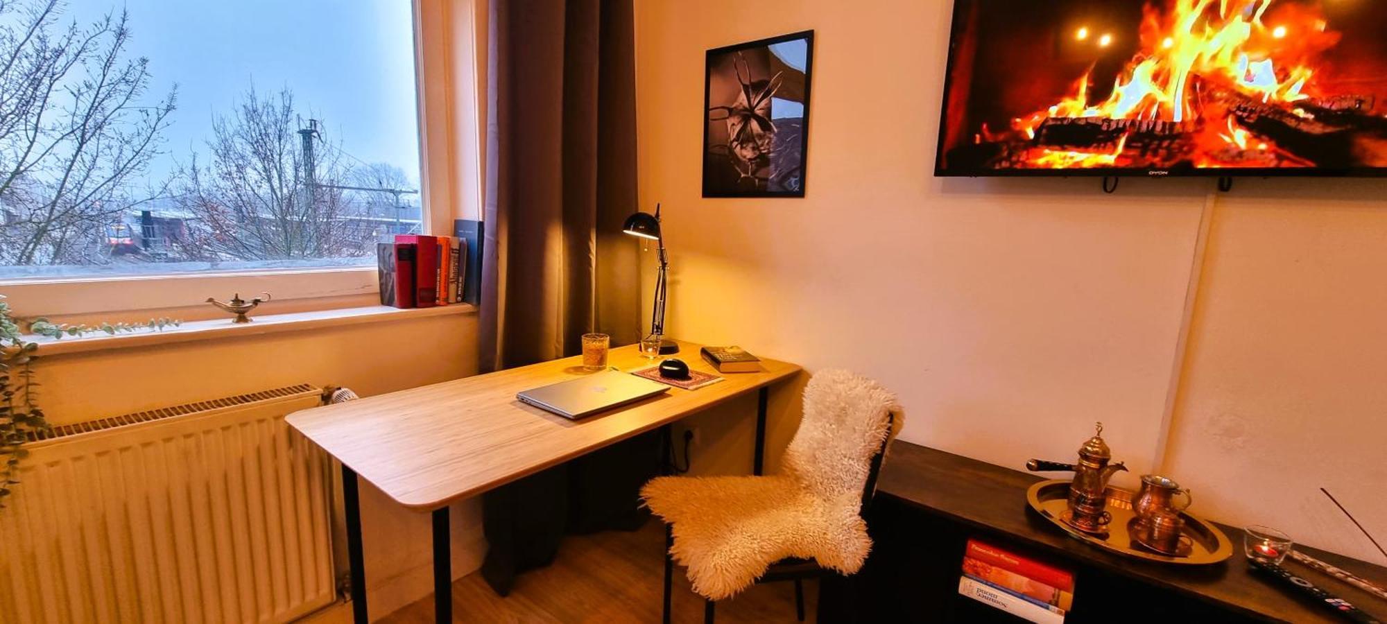 Nigella Apartment Direkt Am Hauptbahnhof Celle Fur 6 Personen Mit Kostenfreiem Parkplatz Voll Ausgestatteter Kuche Elite Standard Eksteriør bilde
