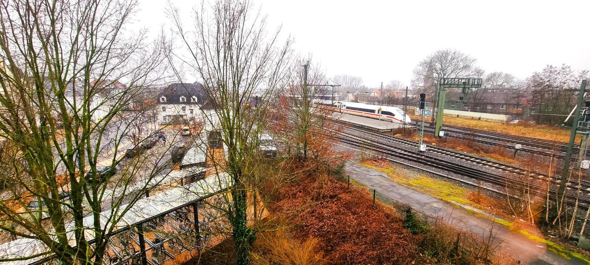Nigella Apartment Direkt Am Hauptbahnhof Celle Fur 6 Personen Mit Kostenfreiem Parkplatz Voll Ausgestatteter Kuche Elite Standard Eksteriør bilde